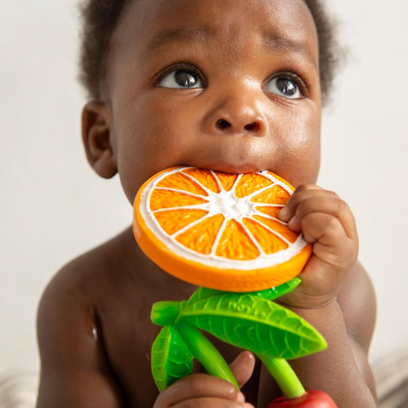 Clementino the Orange -Mordedor bebé  Naranja